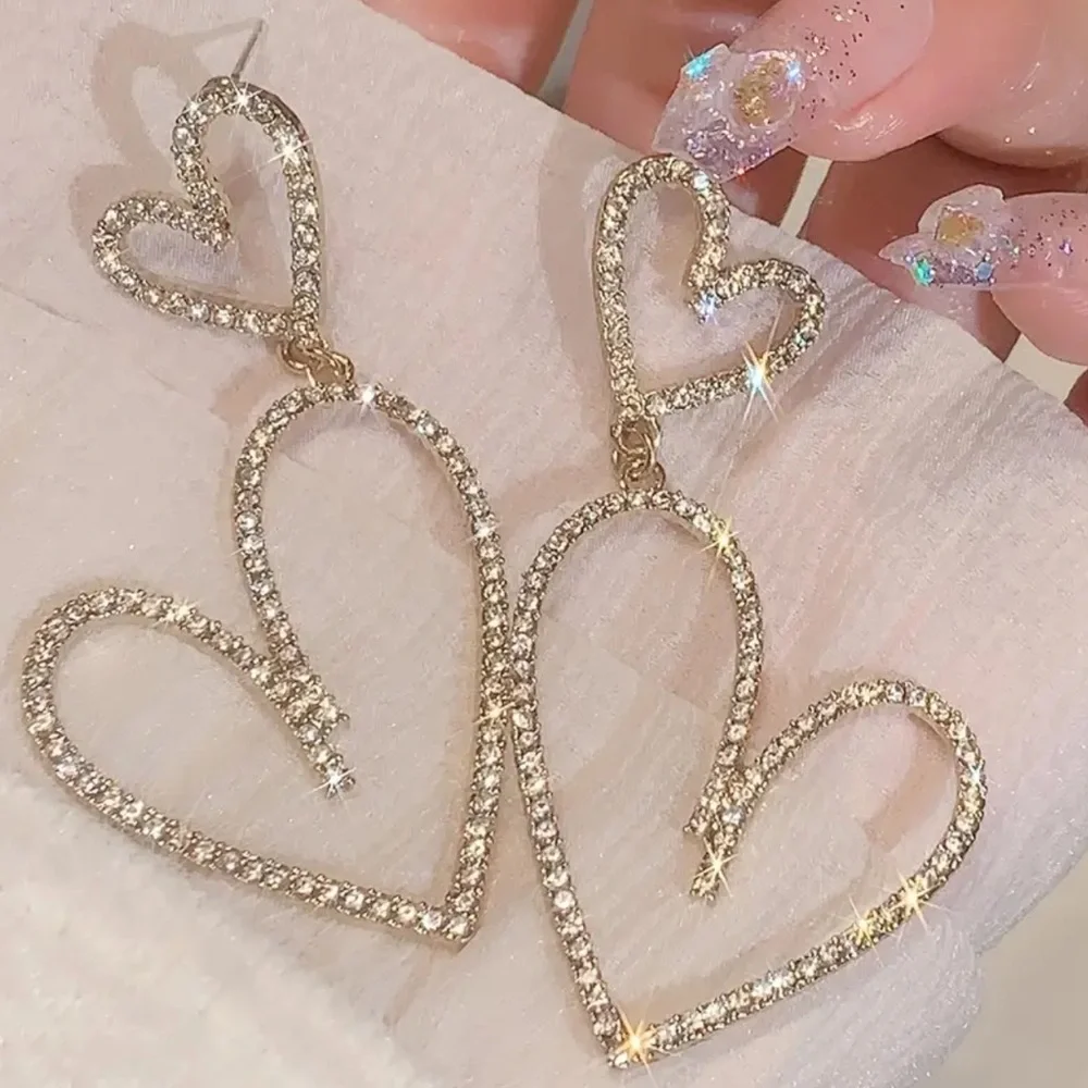 NWOT - Double Rhinestone Heart Earrings - Picture 4 of 6